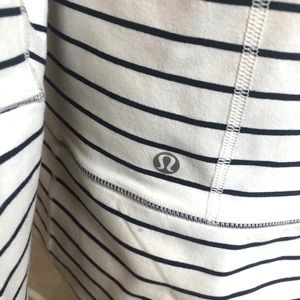 EUC lululemon jacket, size 12